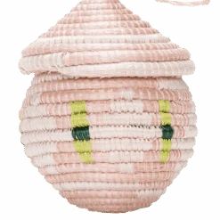 Light Pink Egg Basket Holiday Ornament -Jungalow OO.10177detail 2a9755bc de4a 446c 95cc fae1ef11dd33 1800x1800 PhotoRoom