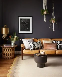 Marin Pillow By Justina Blakeney® X Loloi -Jungalow P116PJB0018BLWHPI15 roomscene 10