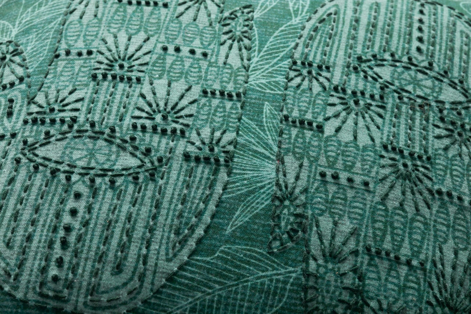 Hamsa Tassel Pillow By Justina Blakeney® X Loloi 5 Hamsa Tassel Pillow By Justina Blakeney® X Loloi - Image 3