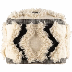 Zig Zag Shag Pouf -Jungalow appf005 detail side PhotoRoom