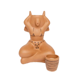 Jungalow Bikini Gardener Pot By Justina Blakeney™ -Jungalow bikiniplanter3