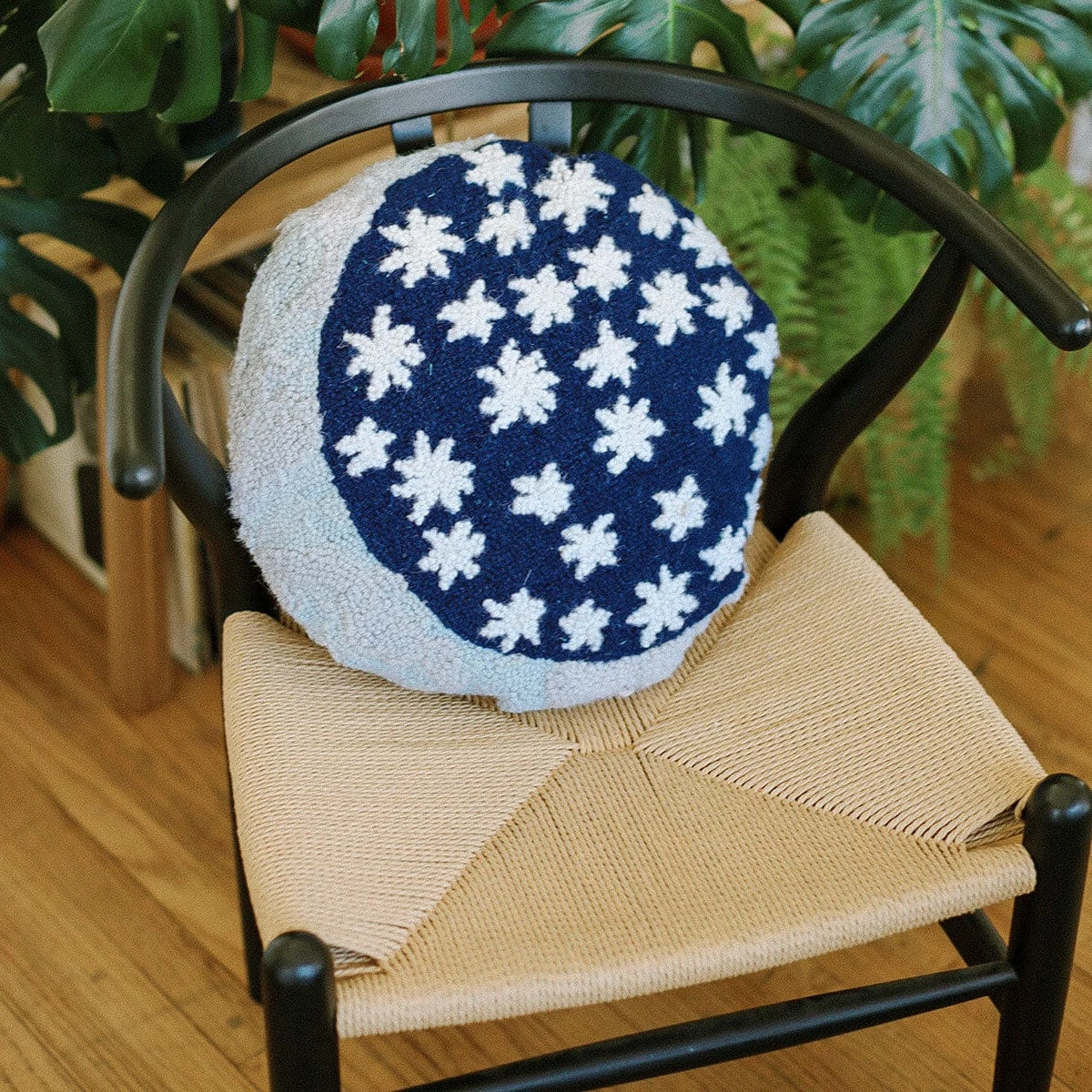 Erte Hook Pillow By Jungalow® 4 Erte Hook Pillow By Jungalow® - Image 2