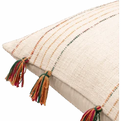 Chaima Tassel Pillow -Jungalow nbu001 detail corner PhotoRoom