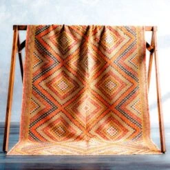 Vintage Diamond Wool Rug -Jungalow ooak1295 styleshot 202